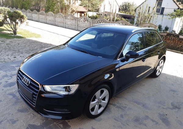 Audi A3 cena 48900 przebieg: 180000, rok produkcji 2014 z Hrubieszów małe 466